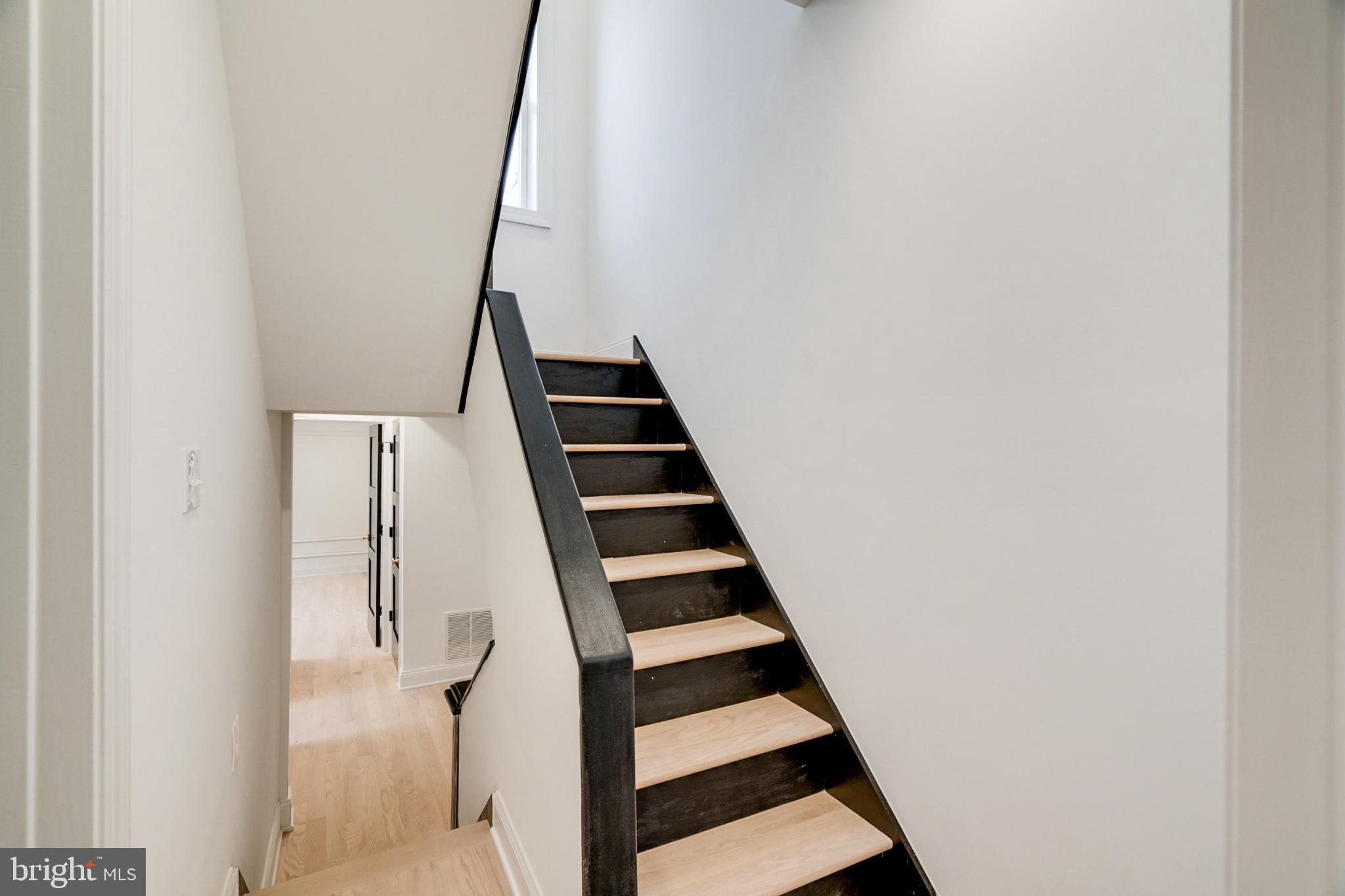 849 N Perkiomen St