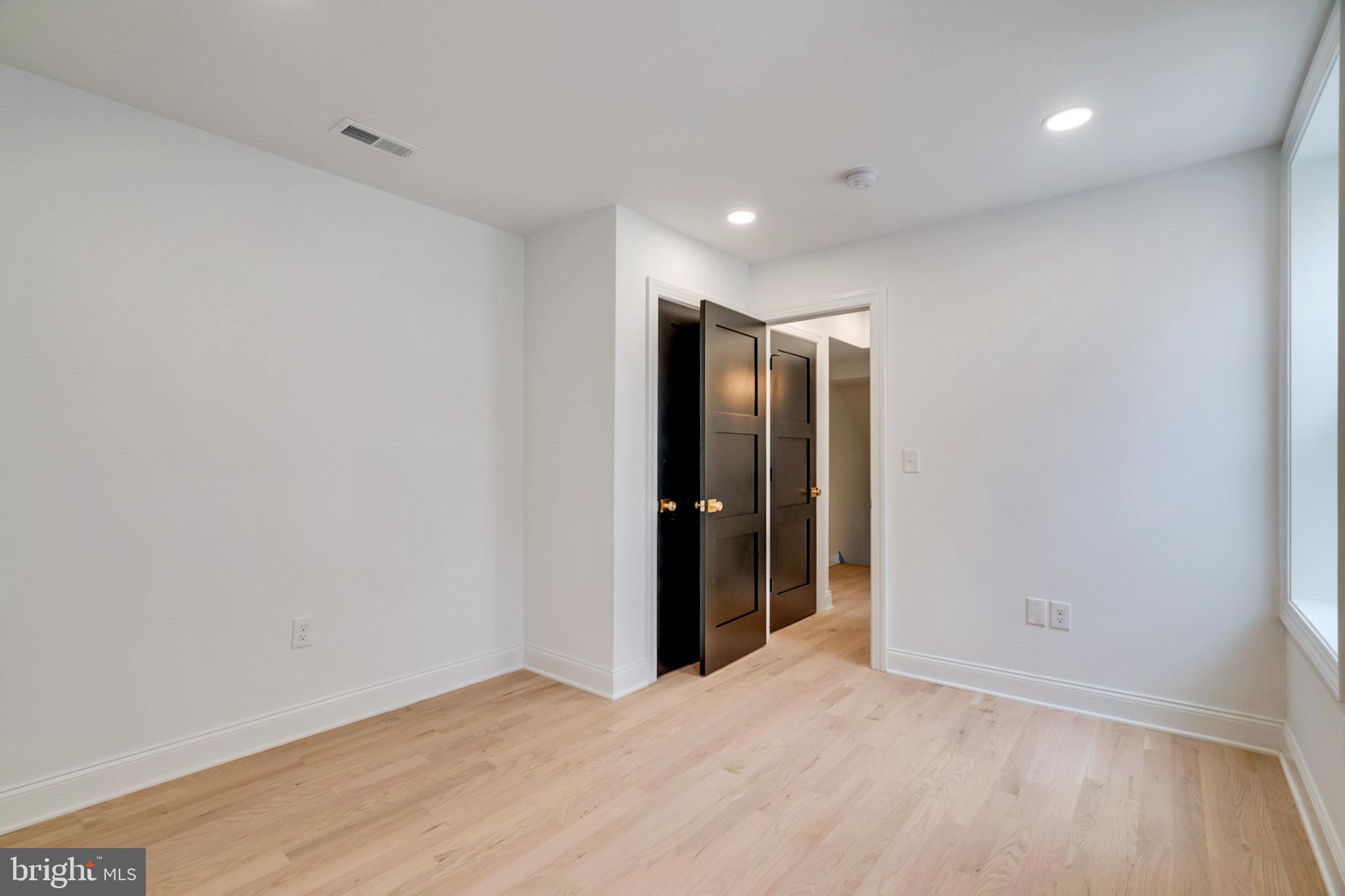 849 N Perkiomen St