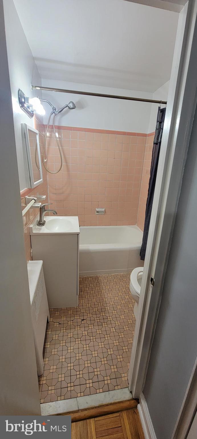 307 E Clarkson Ave #1st Floor