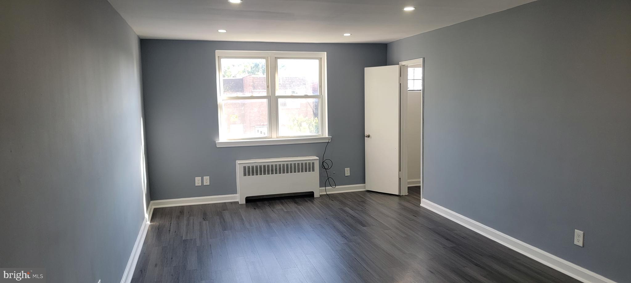 307 E Clarkson Ave #2nd Floor