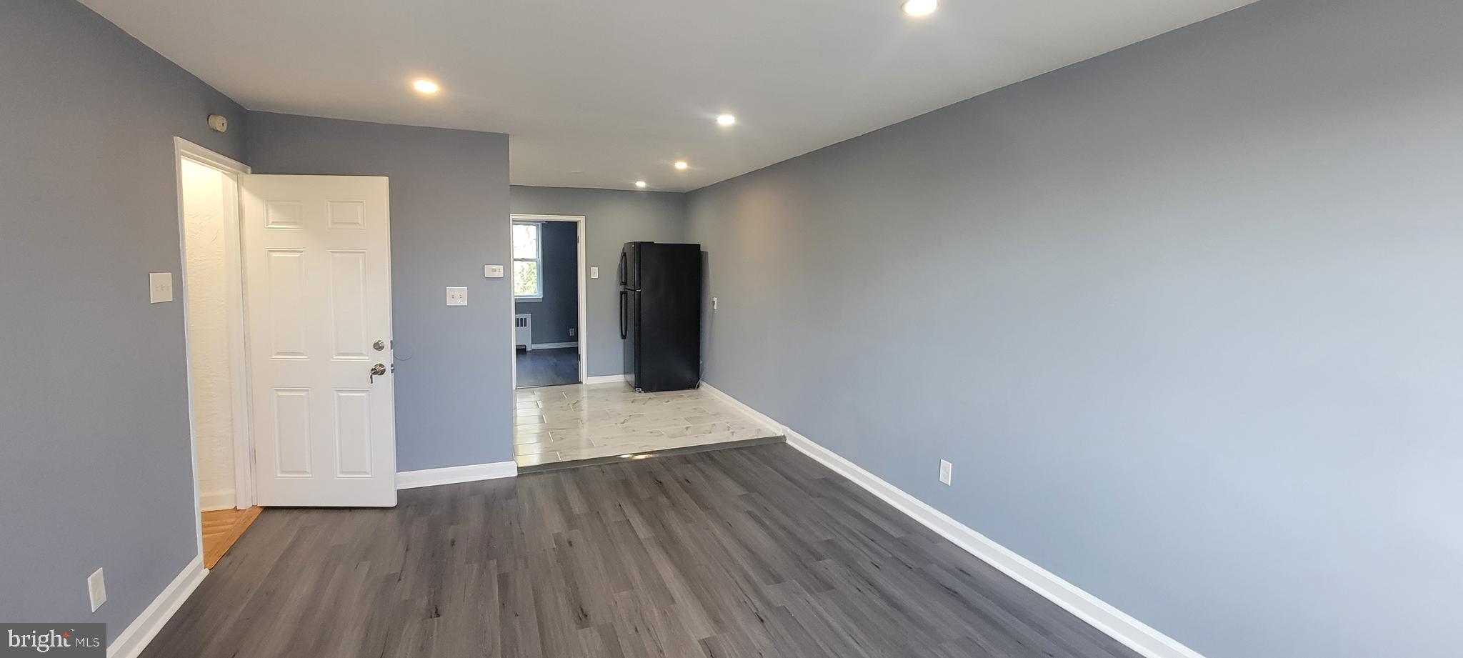 307 E Clarkson Ave #2nd Floor