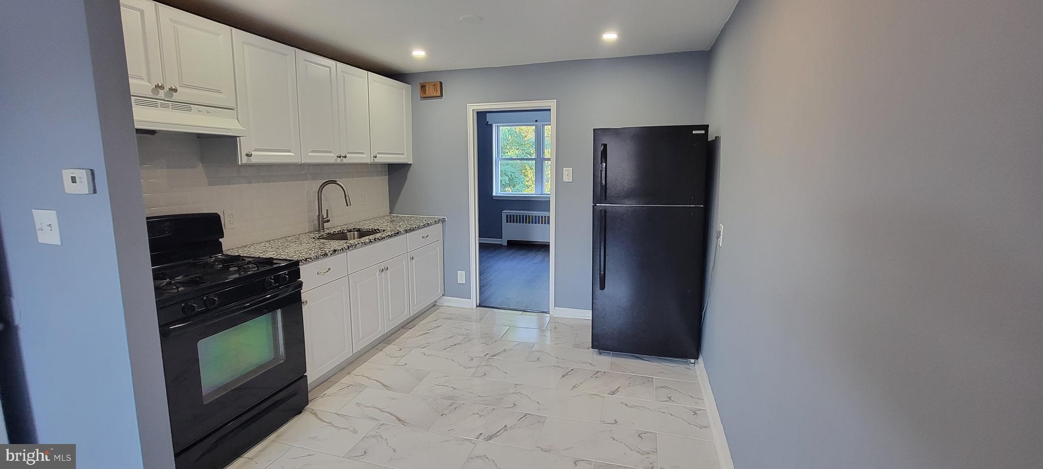 307 E Clarkson Ave #2nd Floor
