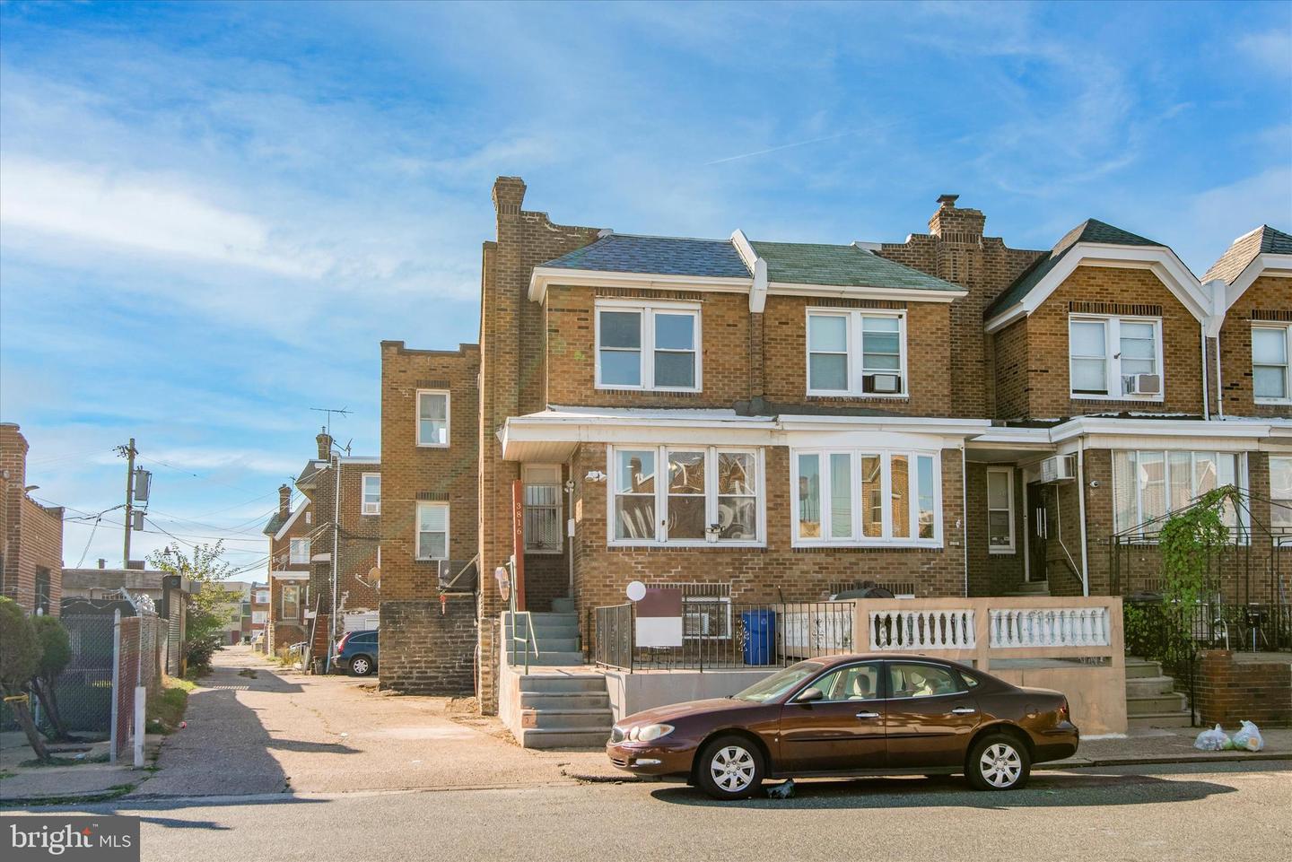 3816 J St
