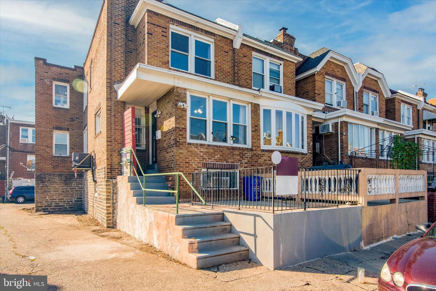 3816 J St