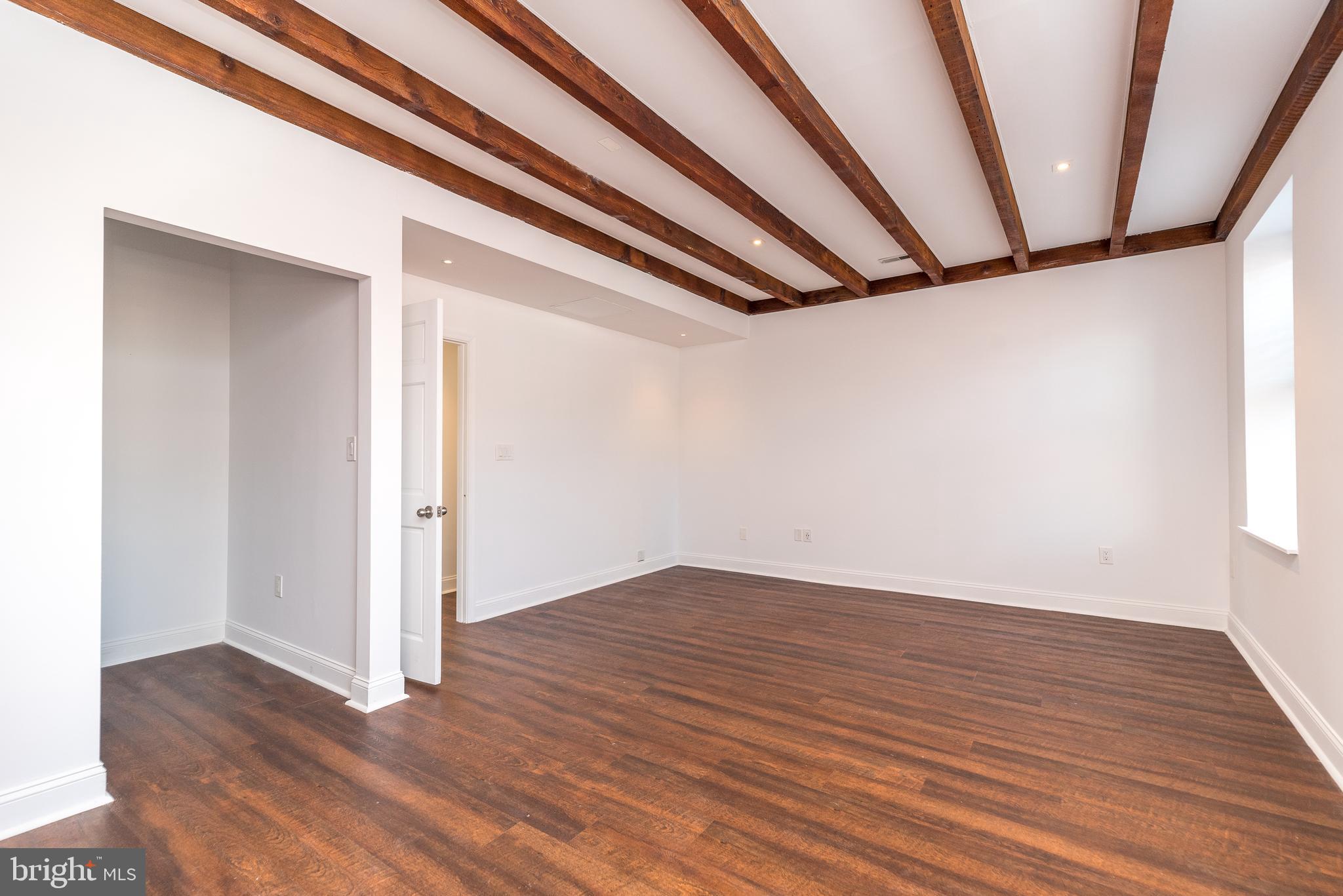4228 Main St