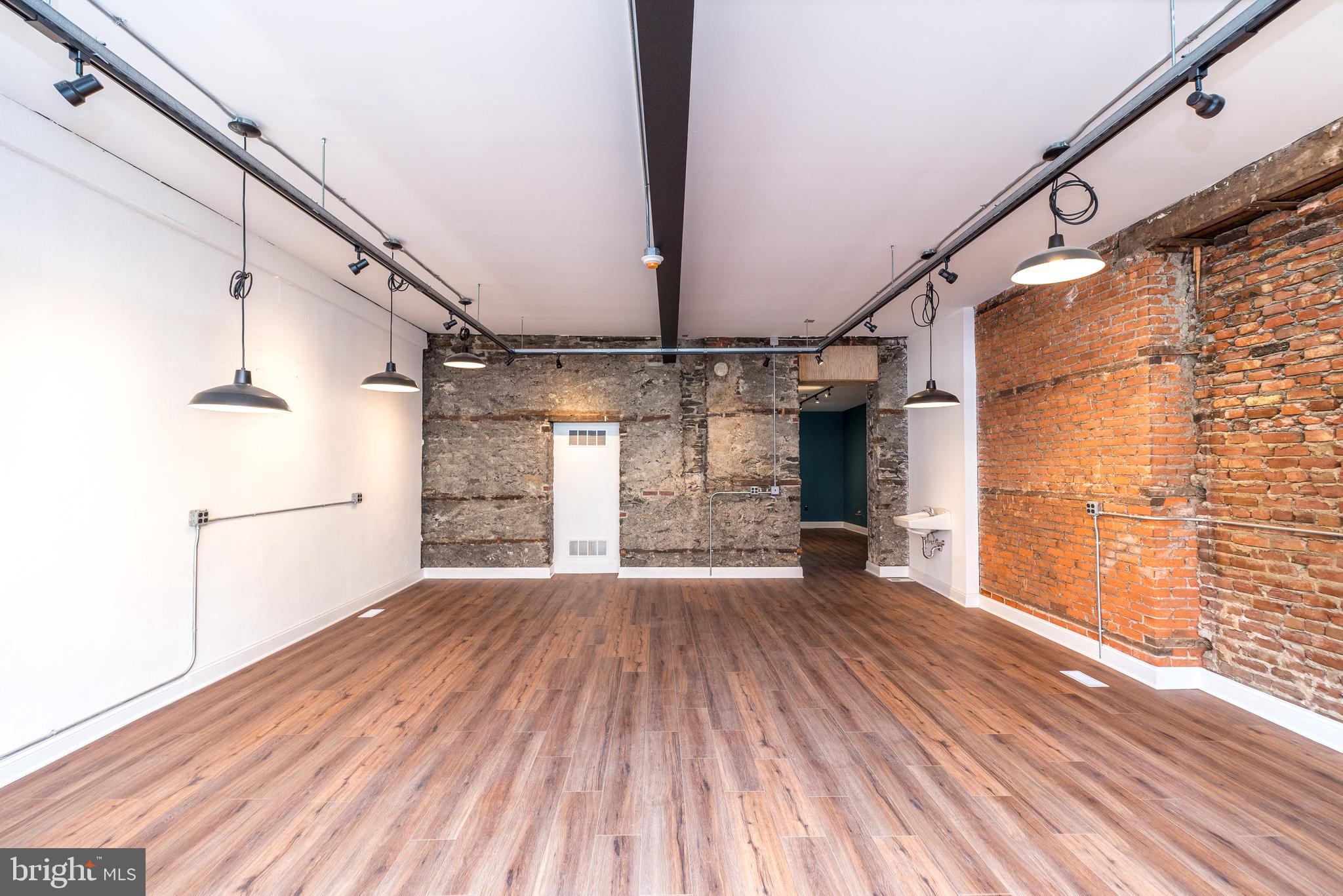 4228 Main St
