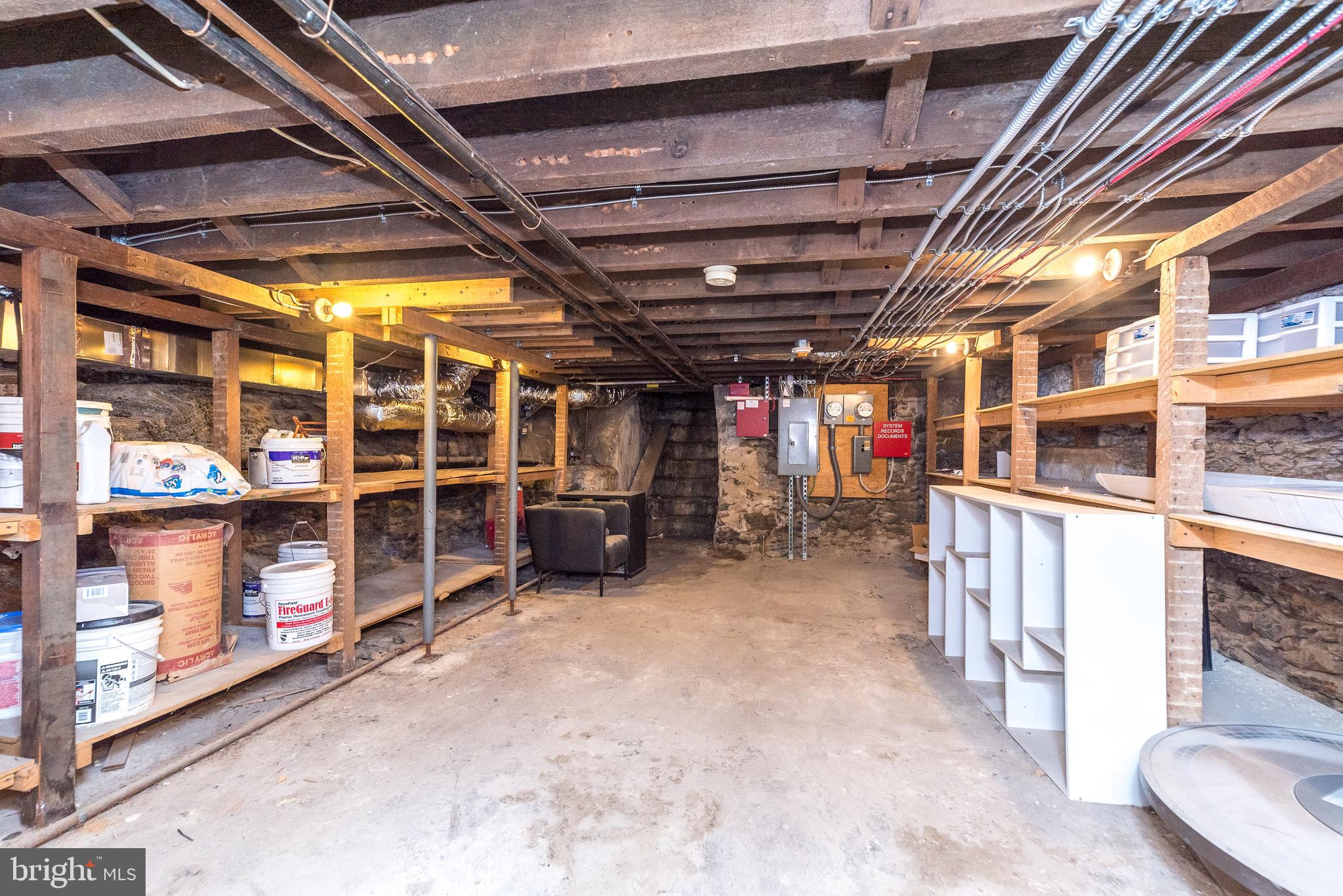 4228 Main St