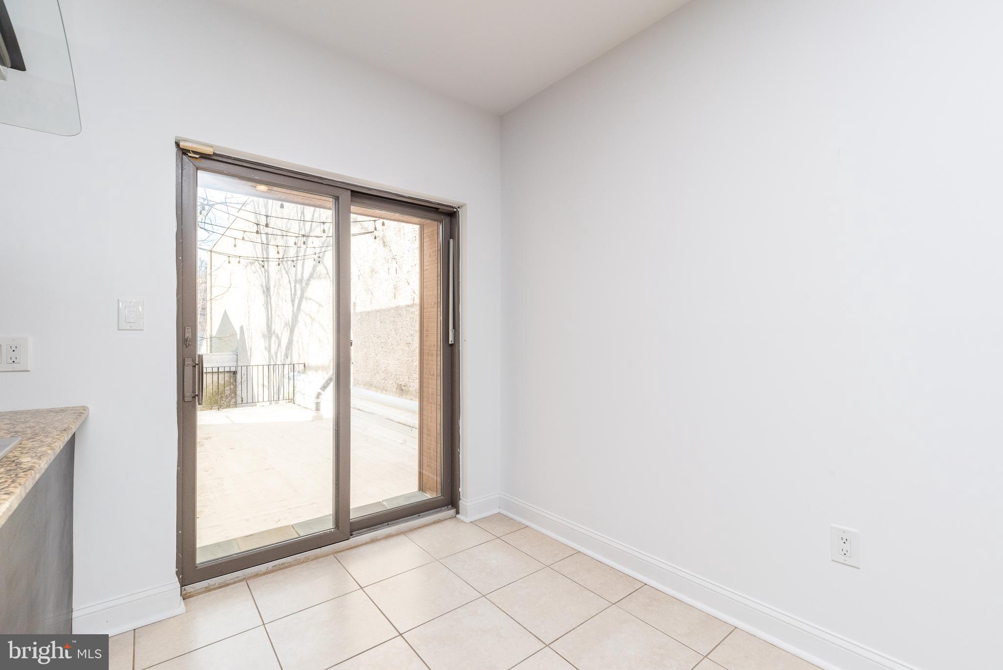 4228 Main St