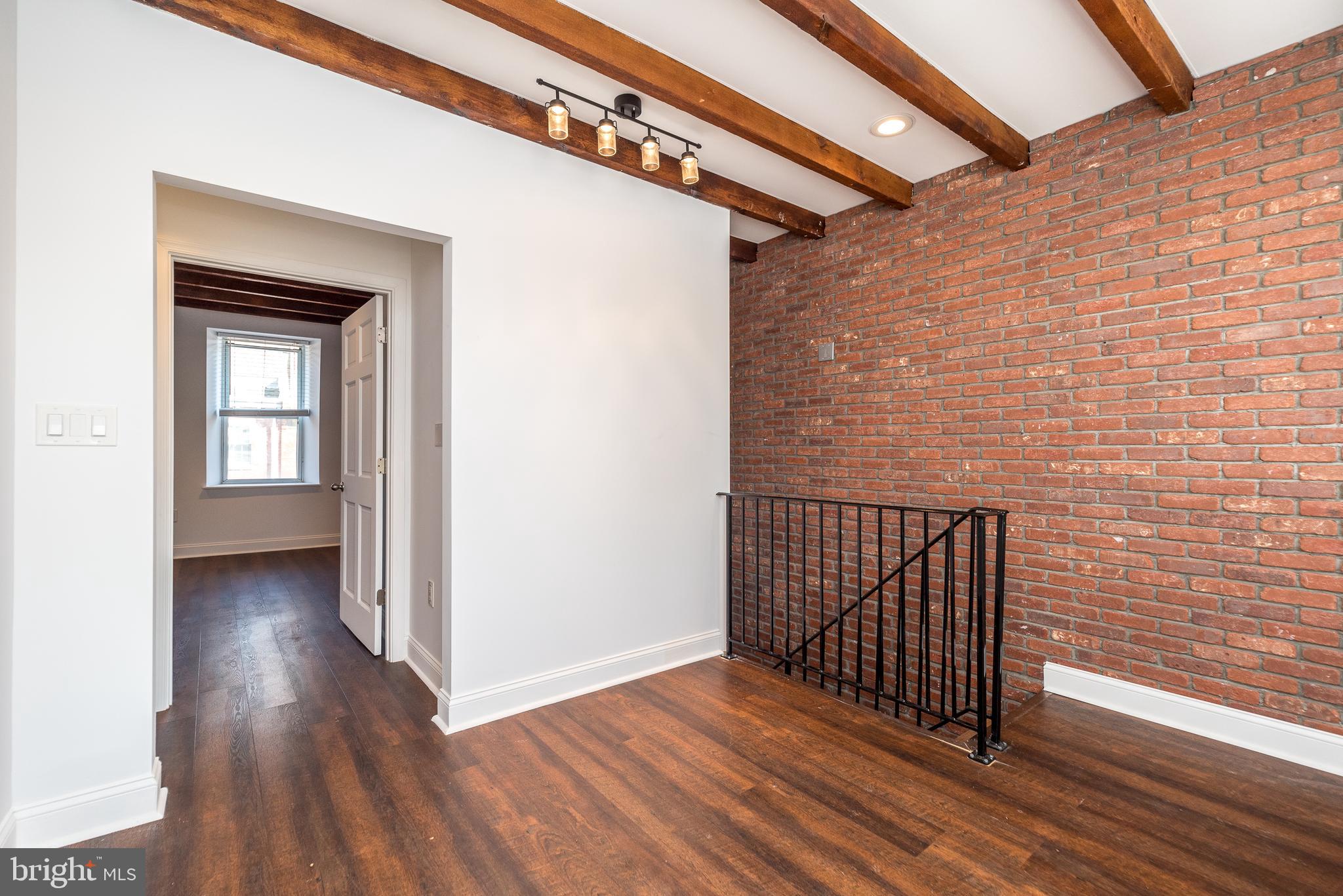 4228 Main St