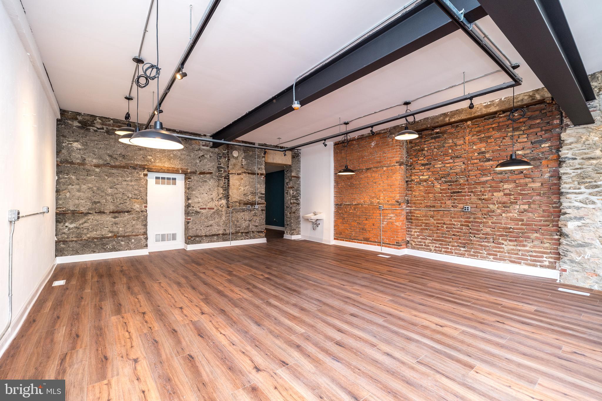 4228 Main St