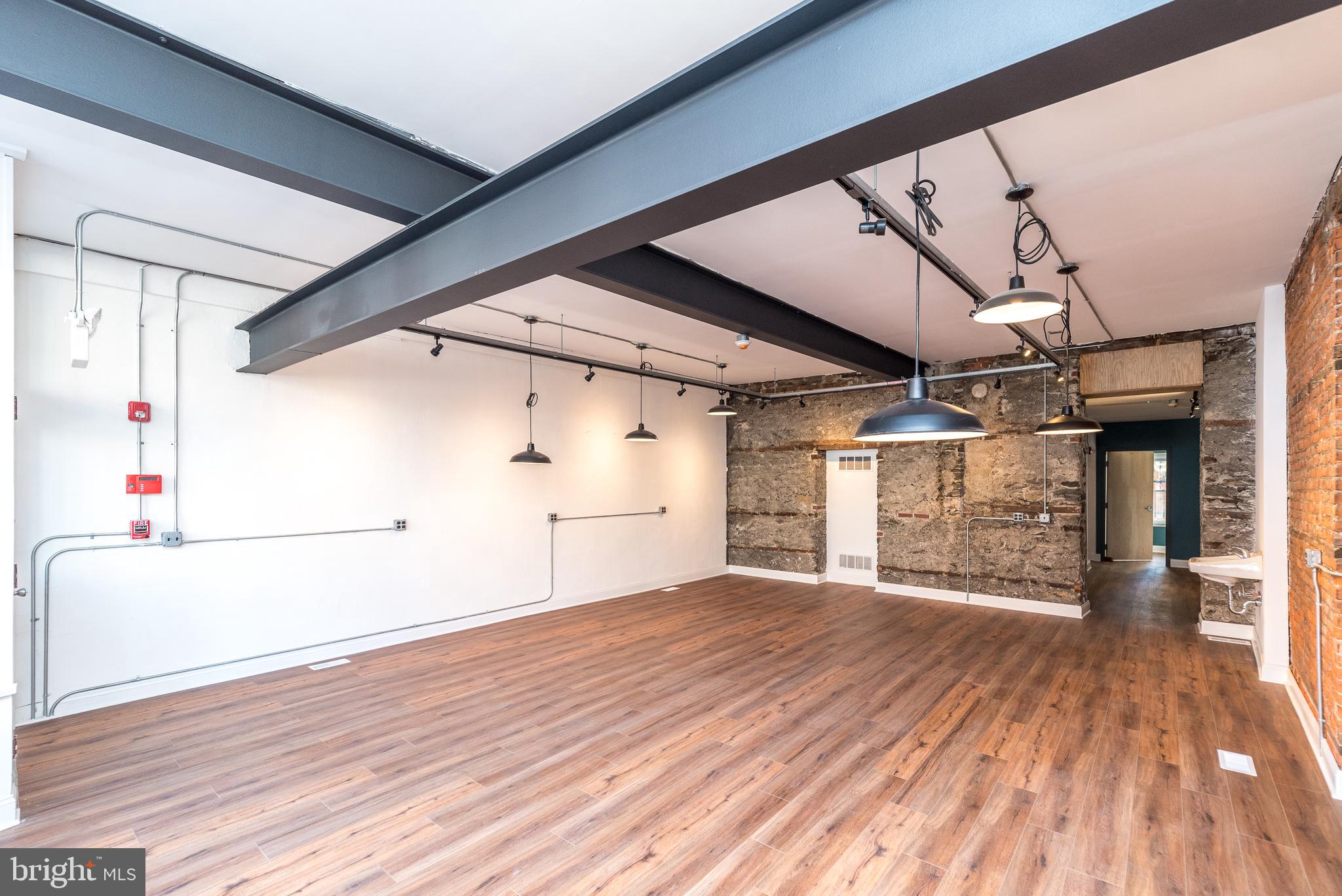 4228 Main St