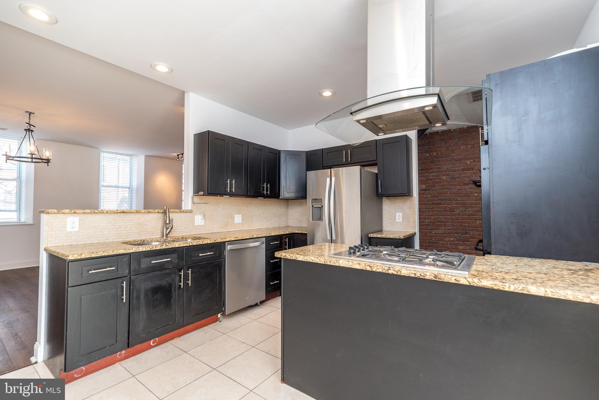 4228 Main St