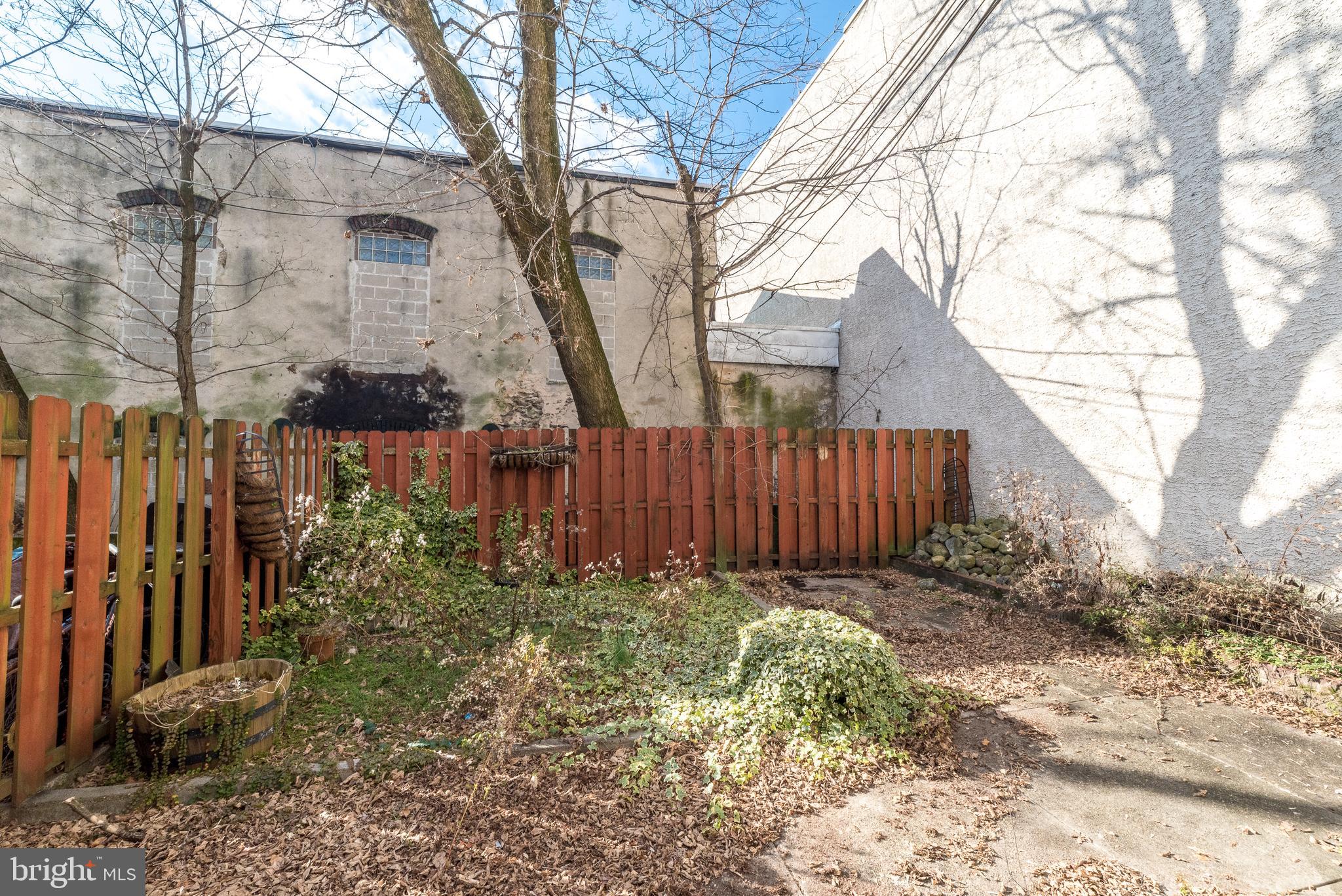 4228 Main St