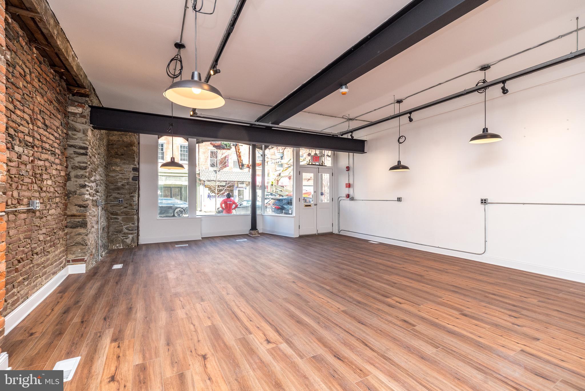 4228 Main St