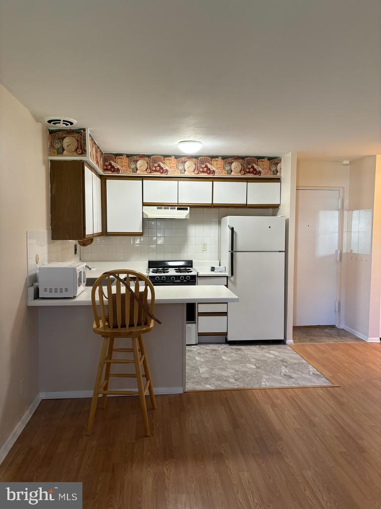 300 Byberry Rd #117