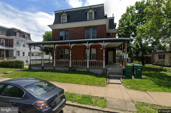 5911-13 Tulip St