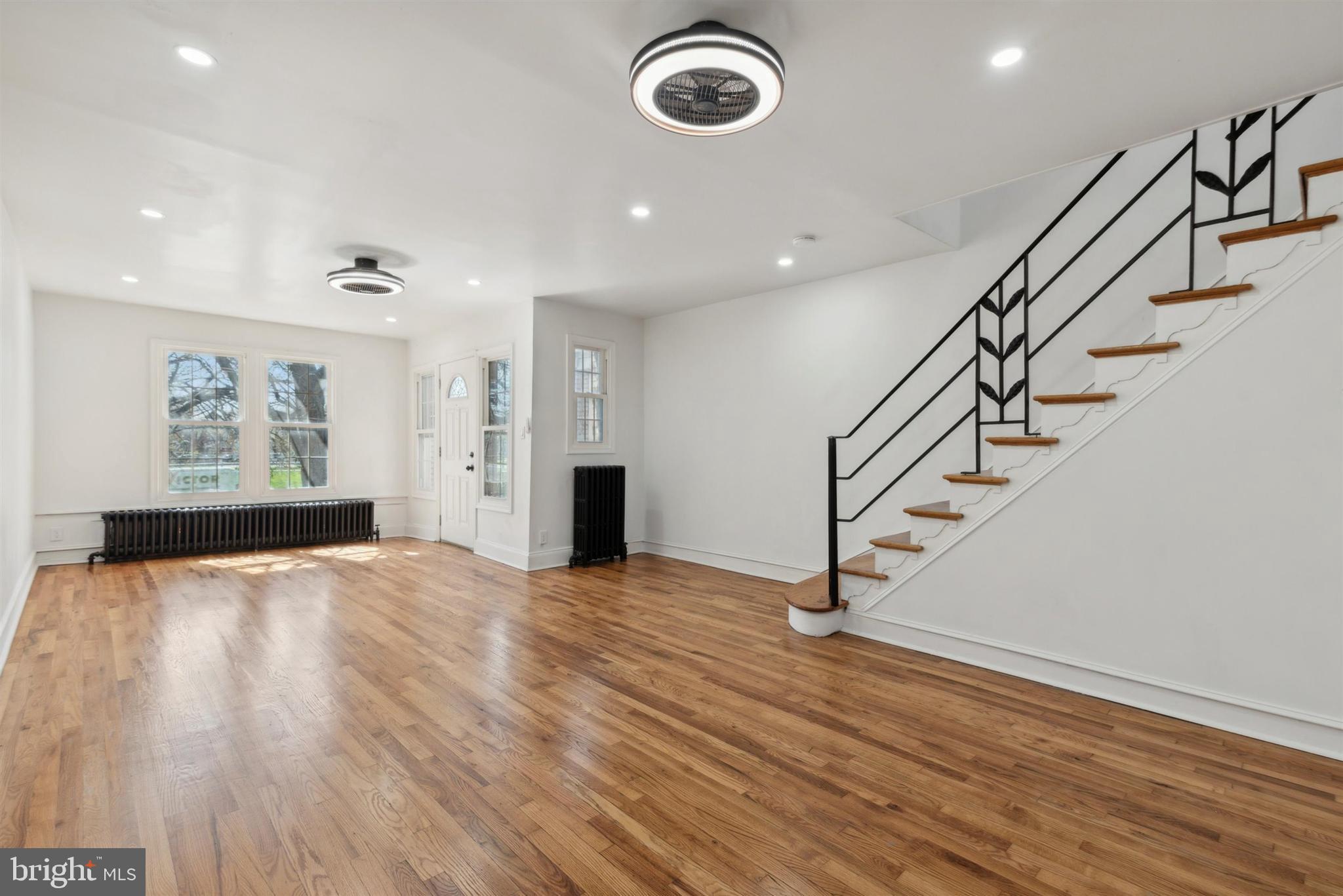 5222 E Roosevelt Blvd
