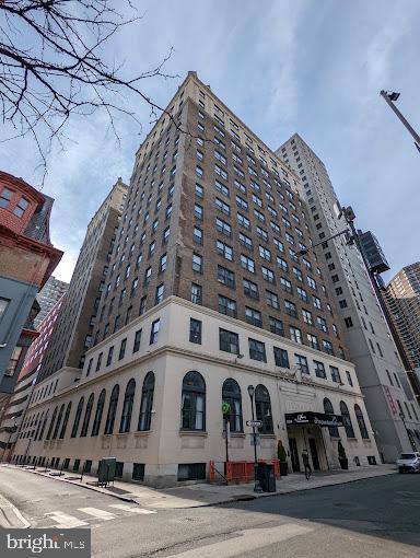1324 LOCUST ST #1414