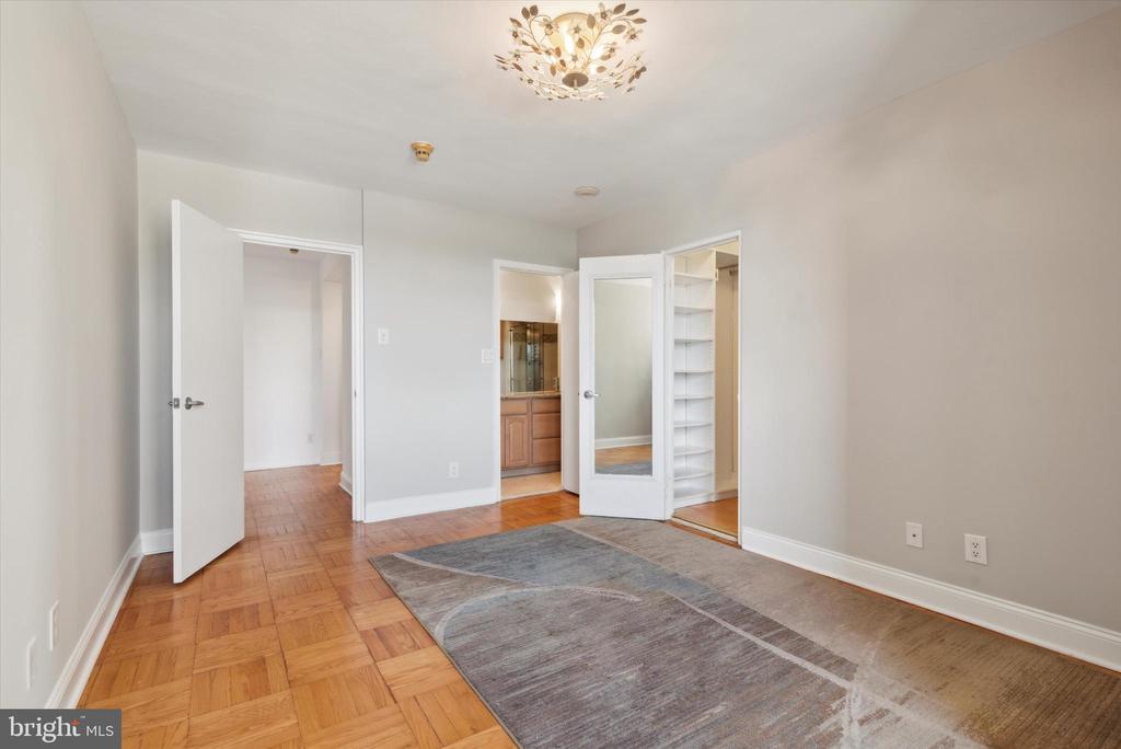 2601 PENNSYLVANIA AVE #721