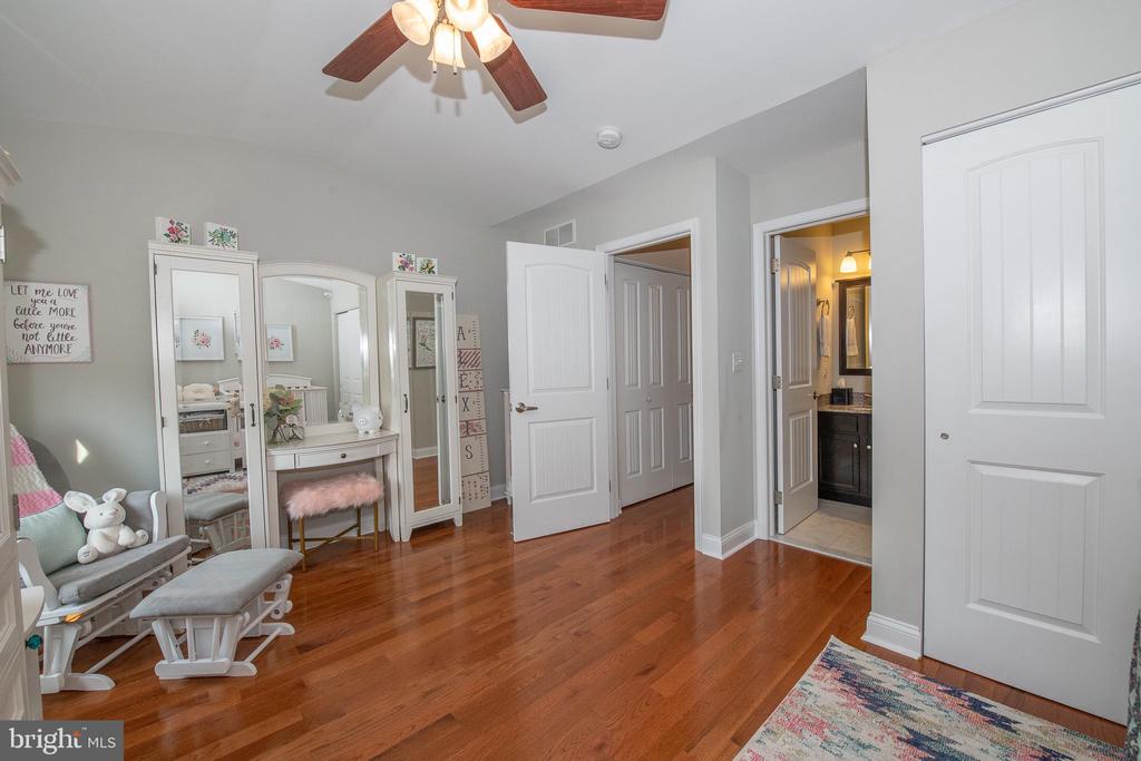 646 Keely Ct