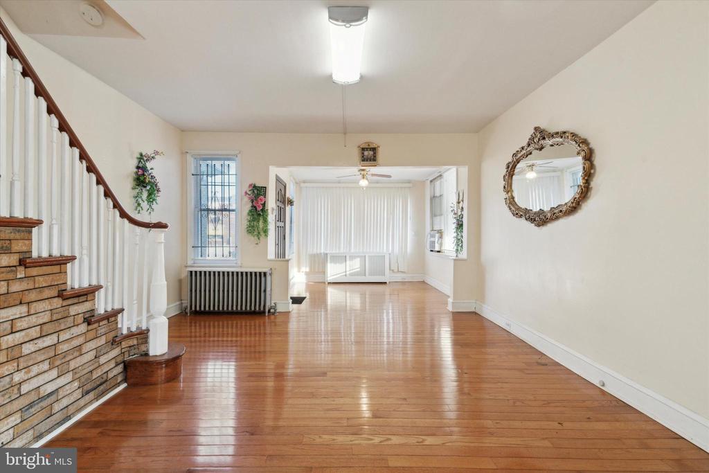 4010 K St
