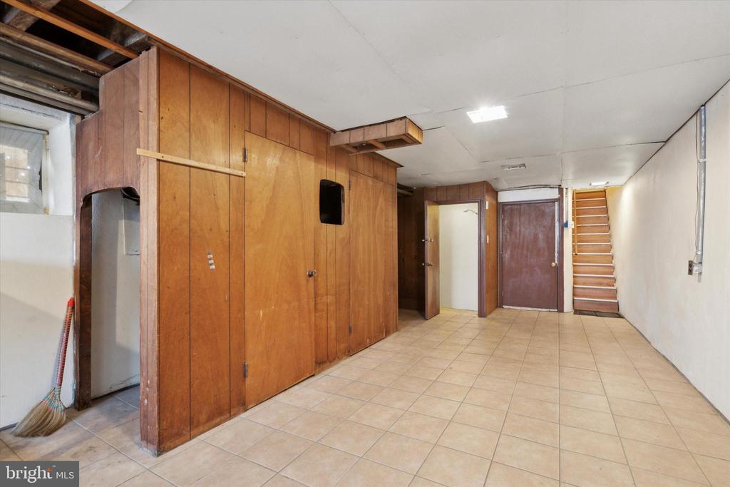 4010 K St