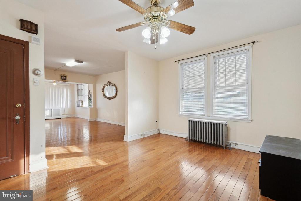 4010 K St