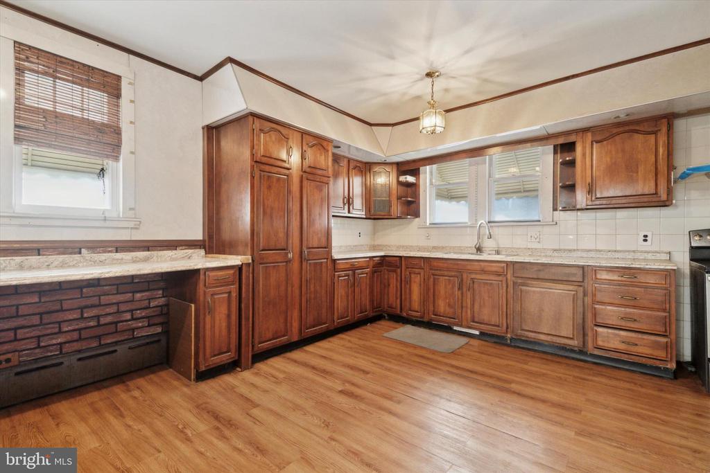 4010 K St