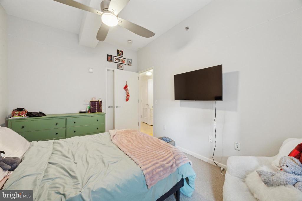 1425 Locust St #6a