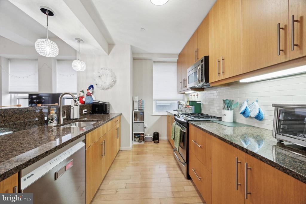 1425 Locust St #6a