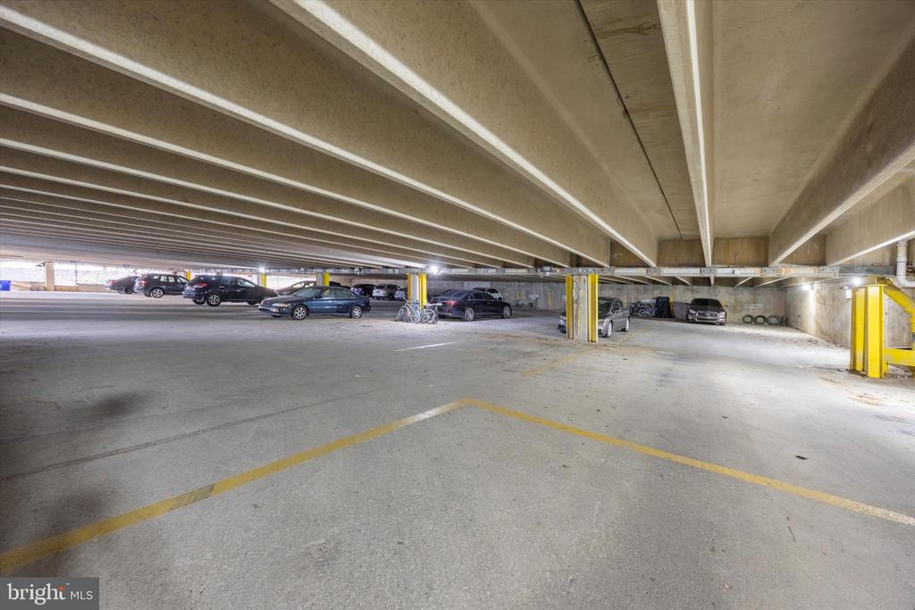 7600 E Roosevelt Blvd #408