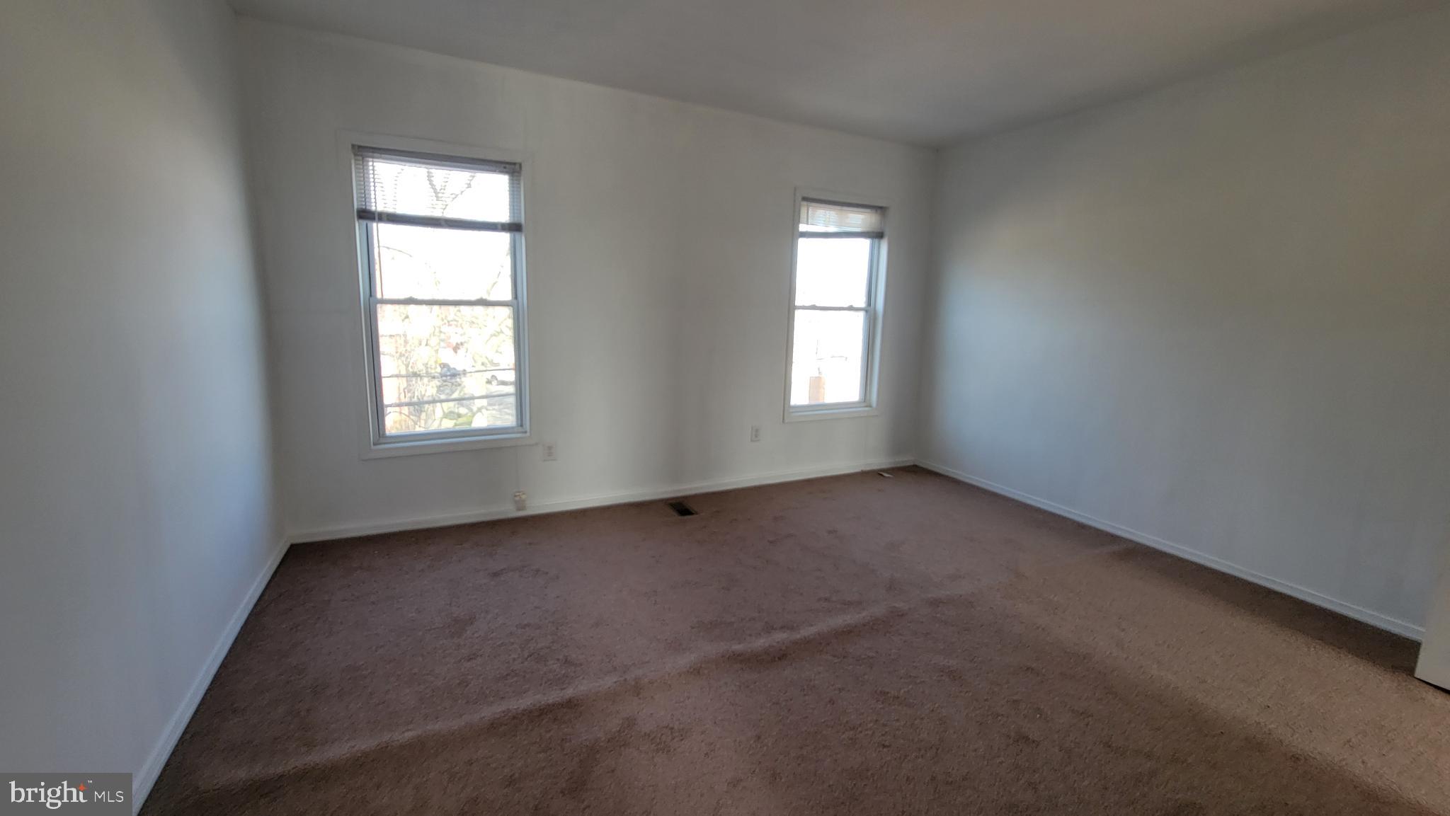 2508 Ridge Ave