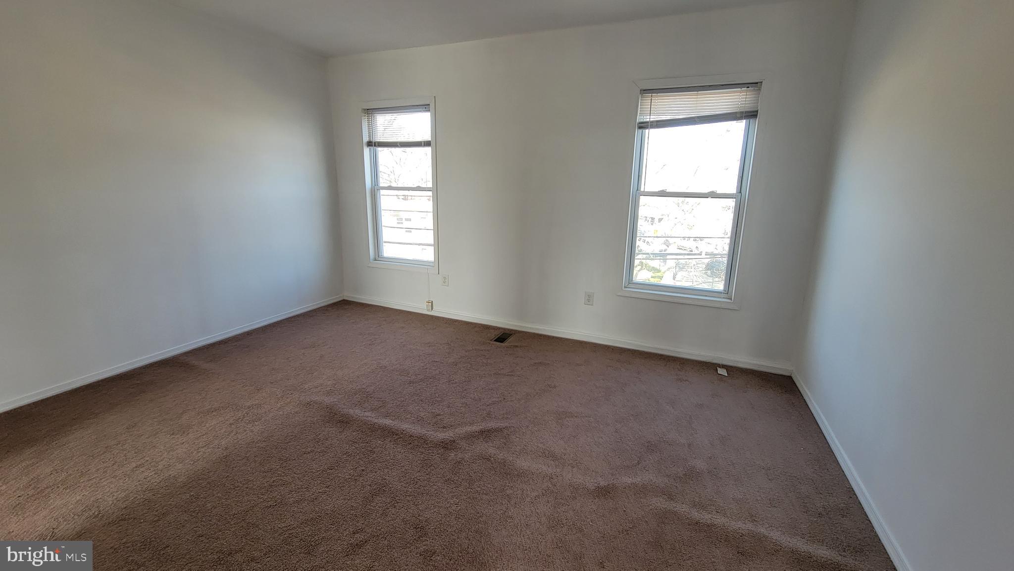 2508 Ridge Ave