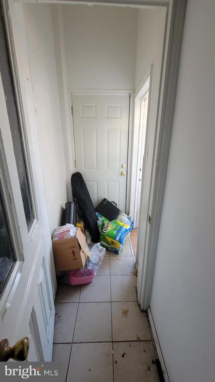 2508 Ridge Ave