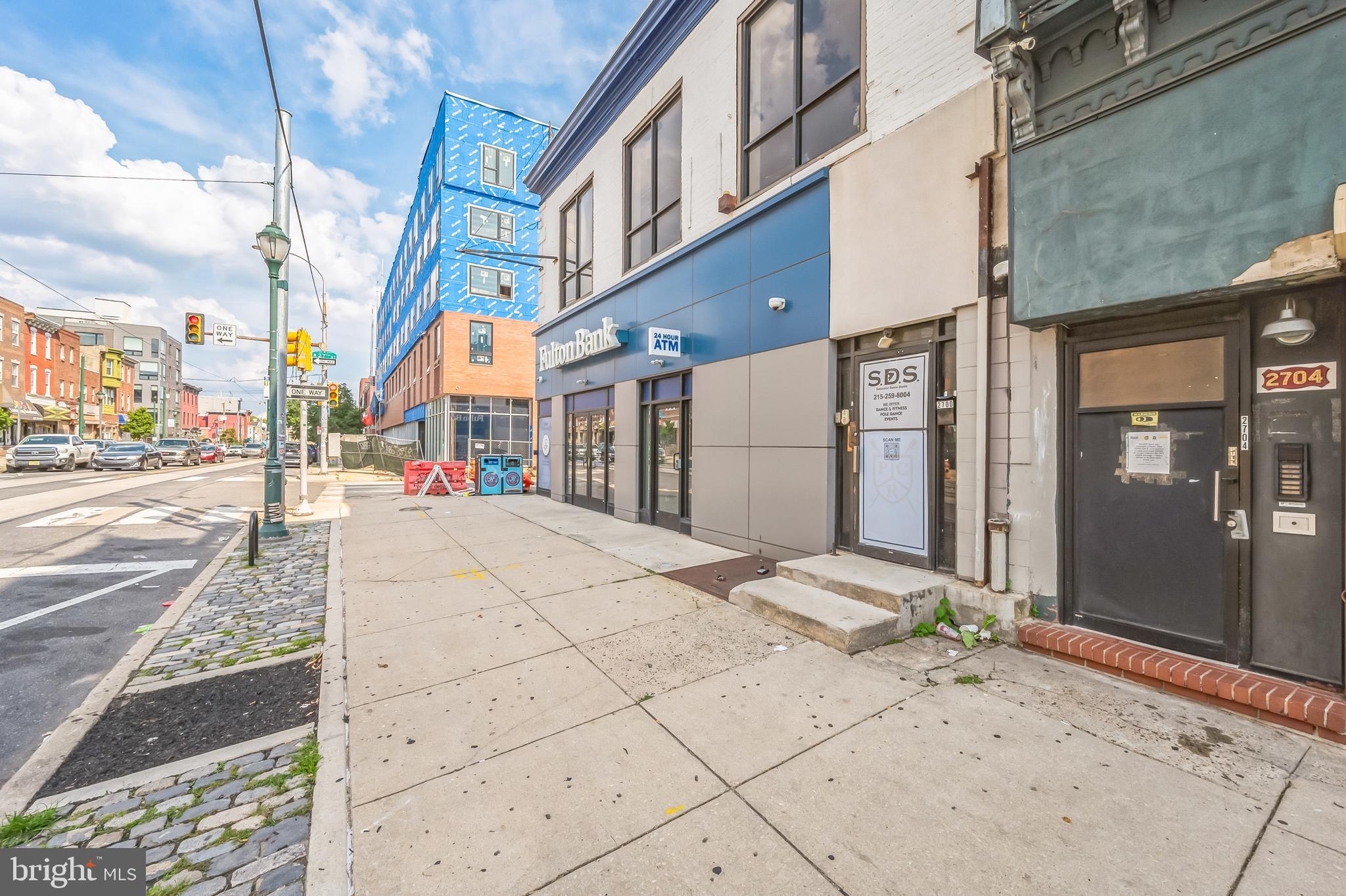 2700 W GIRARD AVENUE