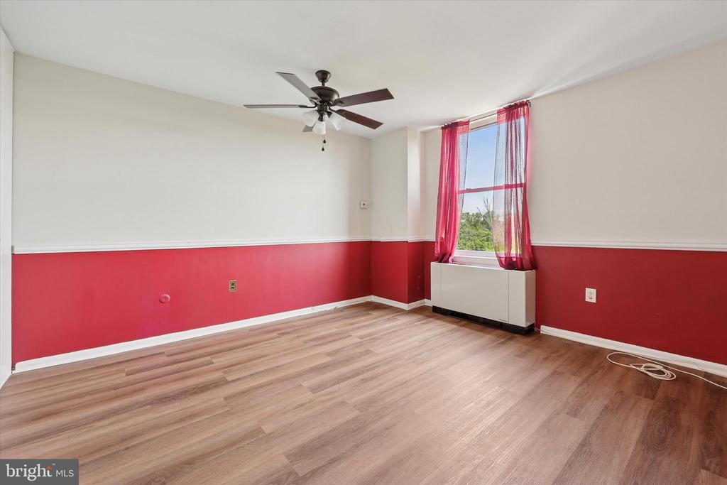 6100 Henry Ave #7d