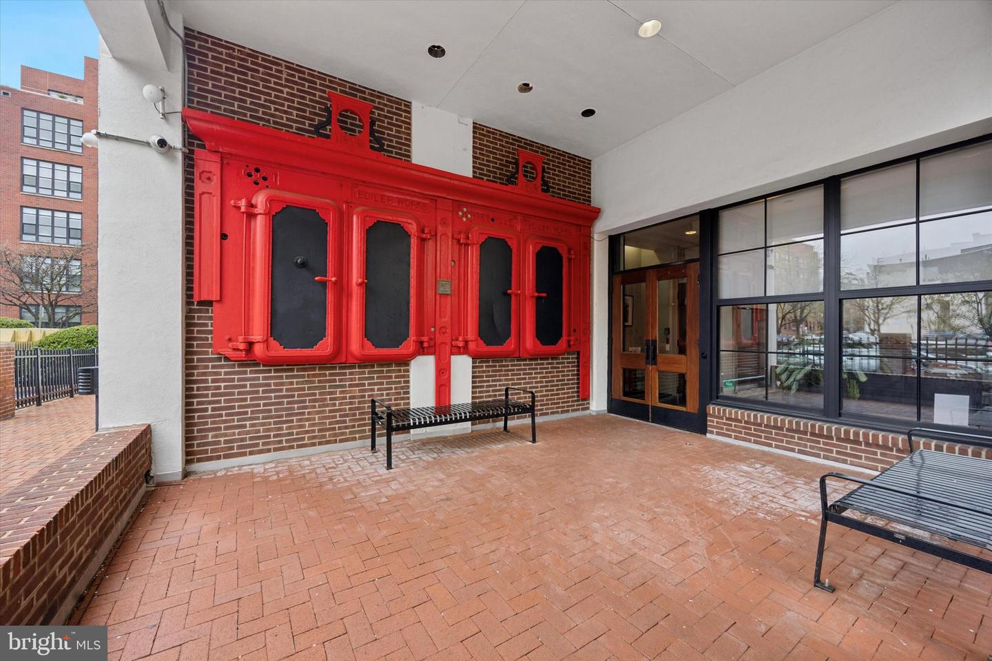 315 New St #417