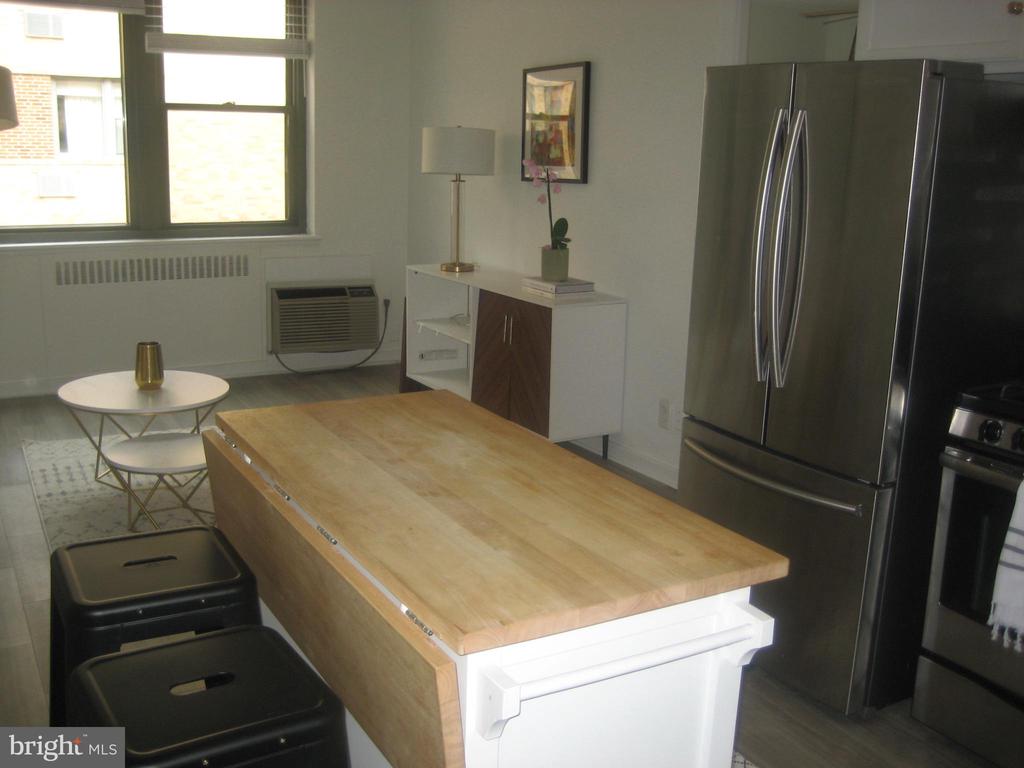 2601 PENNSYLVANIA AVE #1028