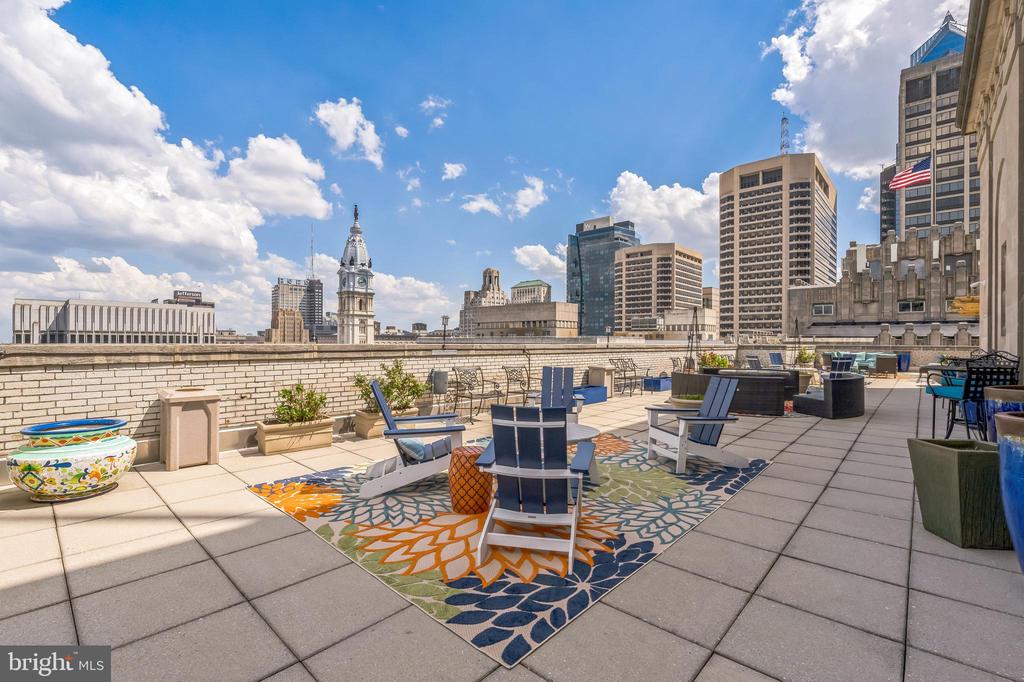 1600-18 ARCH ST #1018