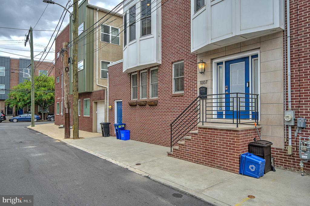 1007 S Randolph St