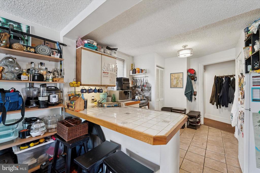 3 W GOWEN AVENUE