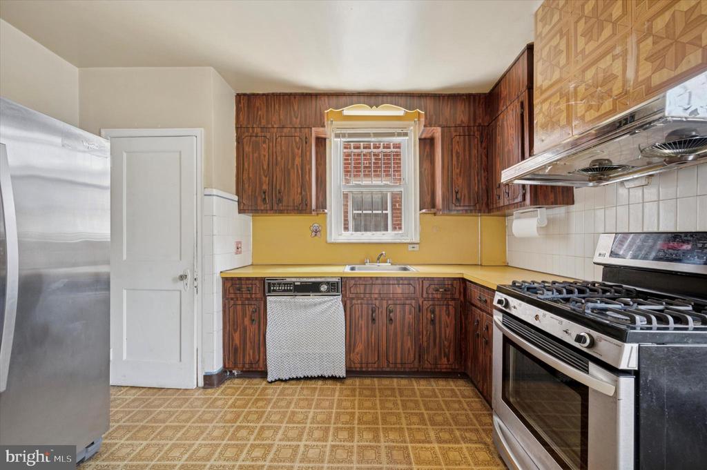 1416 McKinley