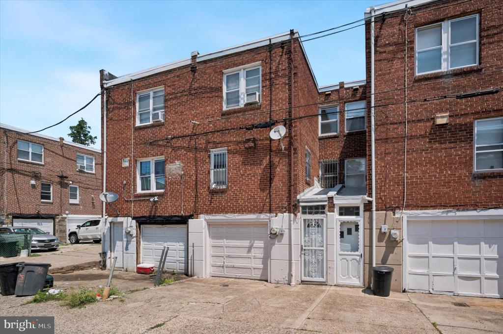 1416 McKinley