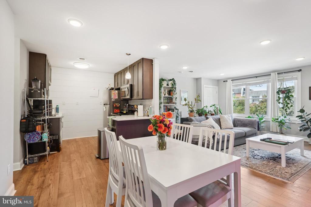 4579 Manayunk Ave
