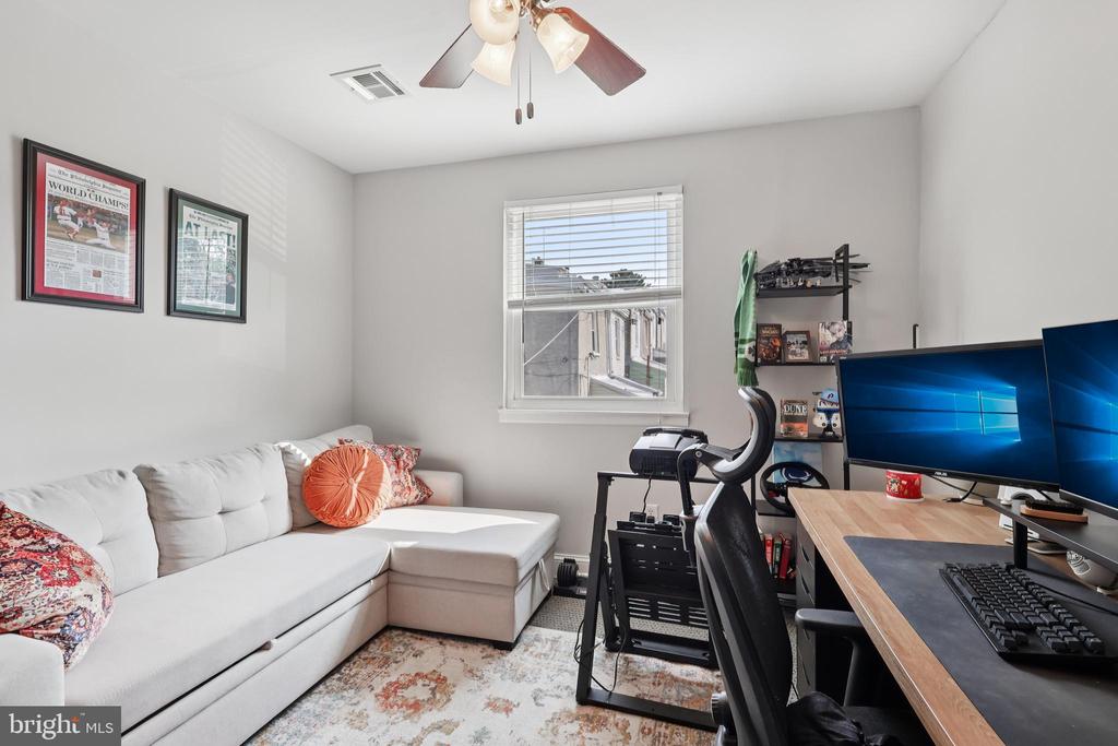 4579 Manayunk Ave