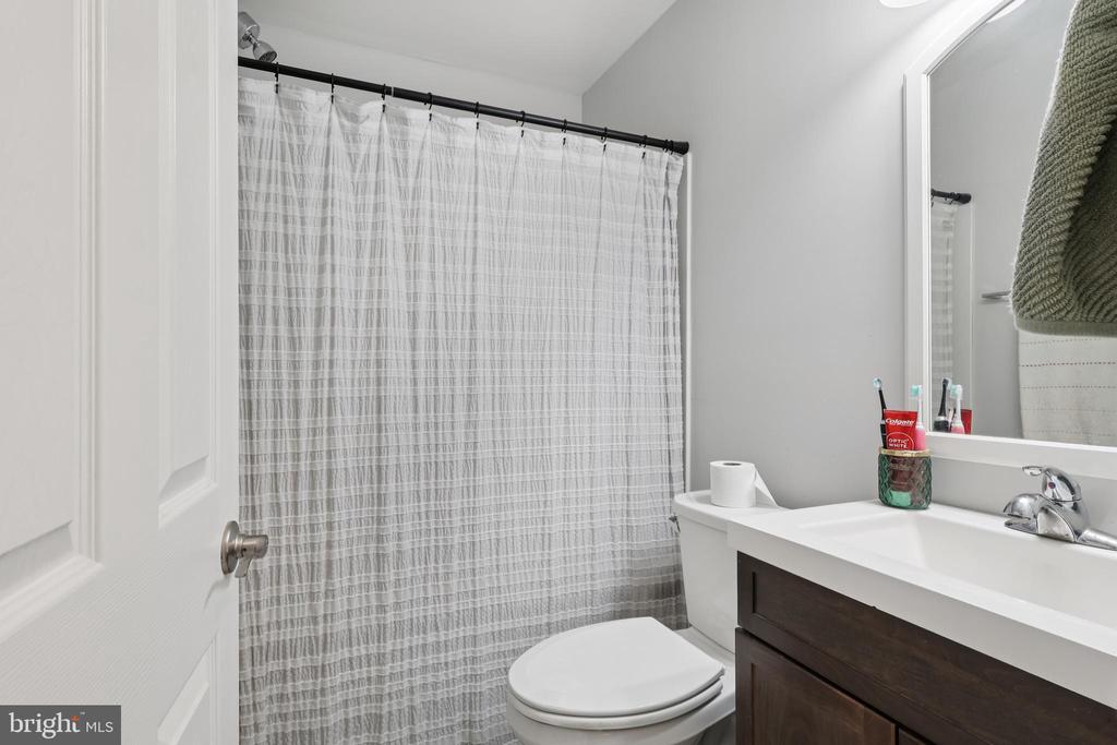4579 Manayunk Ave