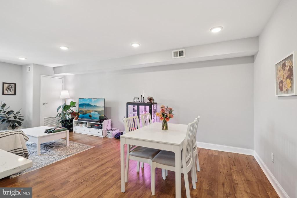 4579 Manayunk Ave