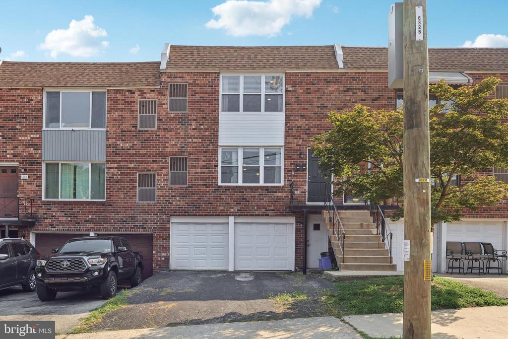 4579 Manayunk Ave