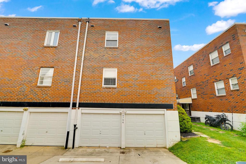 9754 E ROOSEVELT BLVD #1