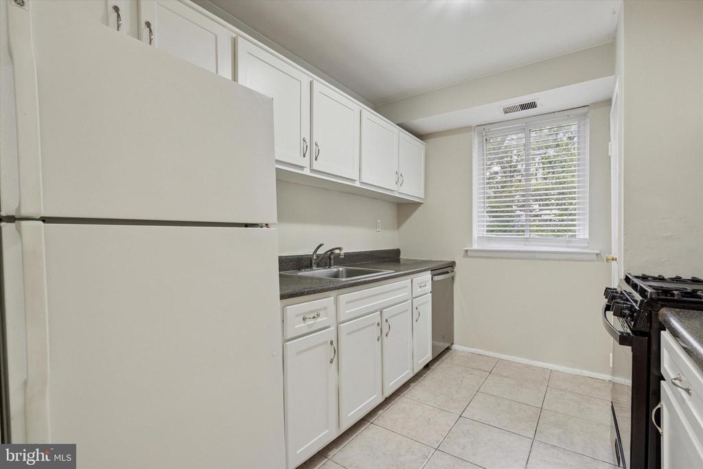 9921 BUSTLETON AVENUE 00 P3
